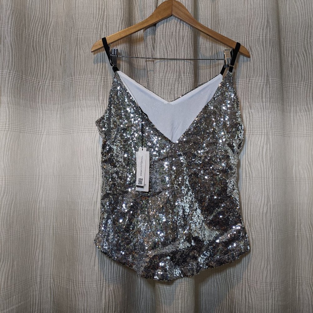 HaoDuoYi Sequin V- Neck Spaghetti Strap Top